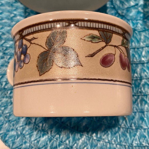 Vintage Mikasa Set of 4 Intaglio Golden Harvest Mugs - Picture 2 of 4